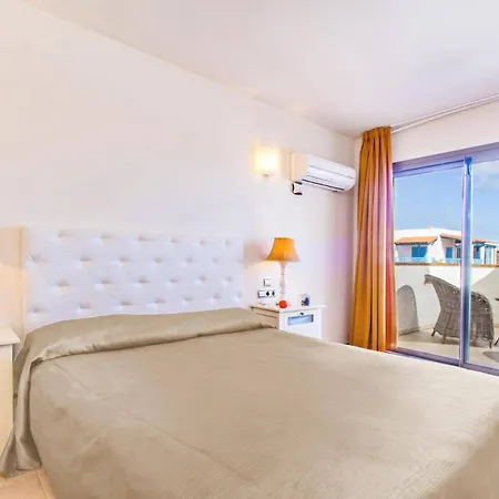 Juliana By * Corralejo